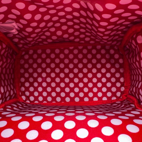 Loungefly Minnie Mouse Red Sequined Bow Backpack - Picture 7 of 10